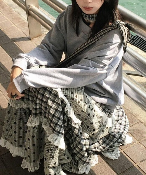 leune(ルネ)の「チェック×ドット切り替えティアードスカート(スカート・レディース・ブラック・SMALL/MEDIUM/LARGE)」の5枚目の写真