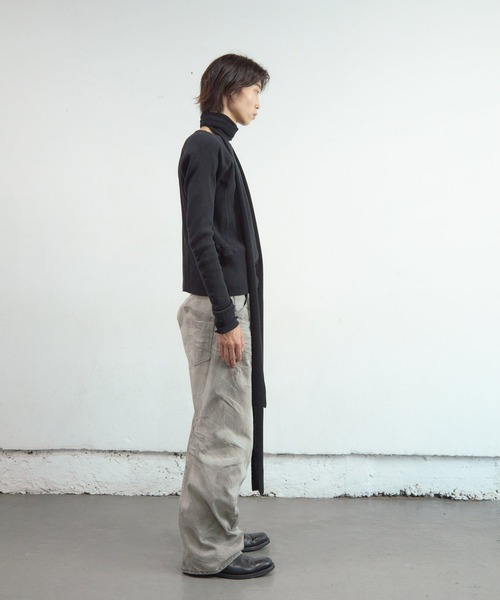 NVRFRGT(ネヴァーフォーゲット)の「3D TWISTED JEANS 3.0(デニムパンツ・メンズ・グレー・1/2/3)」の5枚目の写真