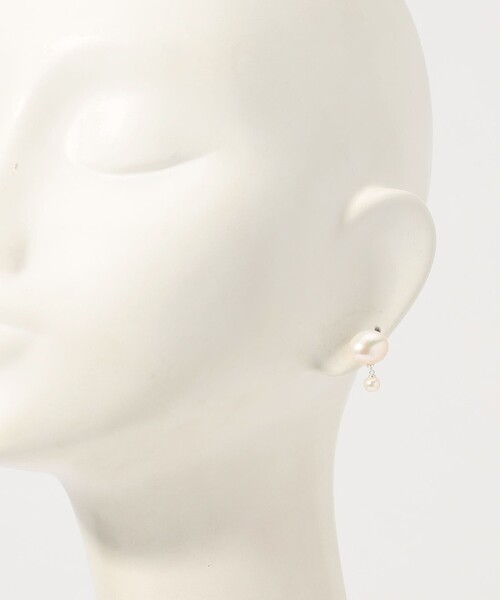 RAGBAG STUDIO(ラグバッグストゥディオズ)の「RAGBAG LUMORA SMALL STUDS ピアス(ピアス(両耳用)・レディース・ホワイト系その他・FREE)」の5枚目の写真