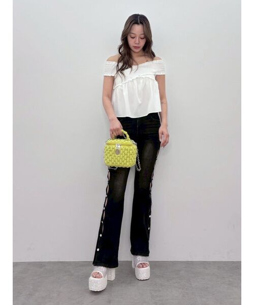 EVRIS(エヴリス)の「【再入荷!】サイドビジューフレアデニムパンツ ハイウエスト(デニムパンツ・レディース・ブルー/インディゴブルー/ブラック・X-SMALL/MEDIUM/SMALL)」の8枚目の写真