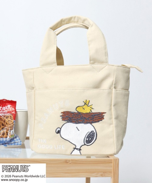 PEANUTS(ピーナッツ)の「PEANUTS SNOOPY(ピーナッツ スヌーピー)刺繍 ミニトートバッグ/レディース キャンバストート ランチバッグ ハンドバッグ キャラクター(トートバッグ・レディース・ブラック/ベージュ/グレー・FREE)」の3枚目の写真