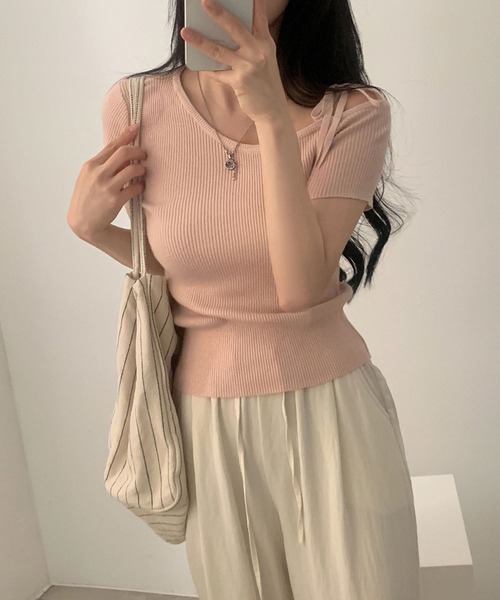 Girly Doll(ガーリードール)の「リボンワンショルダー半袖リブニット(その他トップス・レディース・グリーン/ピンク/オフホワイト/ネイビー/ピンクベージュ・FREE)」の21枚目の写真