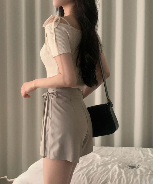 Girly Doll(ガーリードール)の「リボンワンショルダー半袖リブニット(その他トップス・レディース・グリーン/ピンク/オフホワイト/ネイビー/ピンクベージュ・FREE)」の10枚目の写真