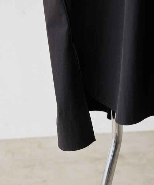 ear PAPILLONNER(イアパピヨネ)の「ハートネック袖タックワンピース【SUM1 STYLE】(ワンピース・レディース・ライトベージュ/ブラック・FREE)」の13枚目の写真