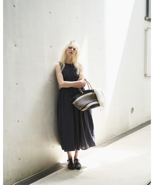 Rouge vif(ルージュヴィフ)の「【Sauths/サウス】リネンロングストール(ストール/ショール・レディース・ベージュ/ブルー・フリー)」の9枚目の写真