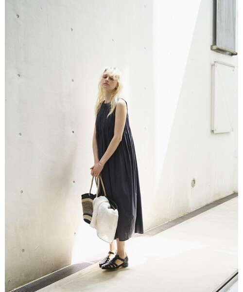 Rouge vif(ルージュヴィフ)の「【Sauths/サウス】リネンロングストール(ストール/ショール・レディース・ベージュ/ブルー・フリー)」の11枚目の写真