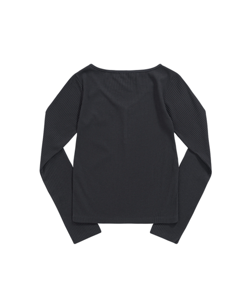 ASON(アズオン)の「WISH RIBBED BUTTON TEE / CHARCOAL(Tシャツ/カットソー・レディース・その他・FREE)」の3枚目の写真
