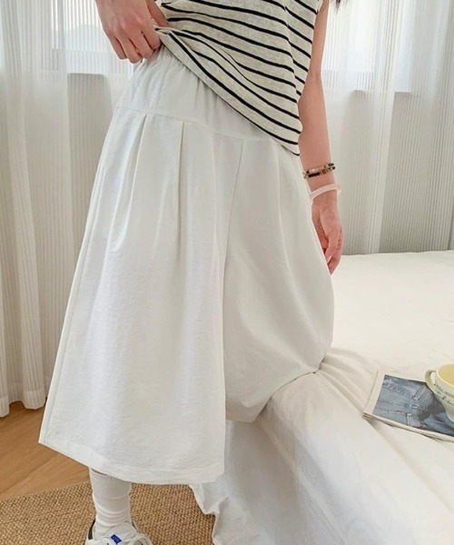 Forcement(フォースメント)の「ふんわり広がって軽やかに履ける、大人カジュアルキュロット。(その他パンツ・レディース・ホワイト/ネイビー・FREE)」の15枚目の写真