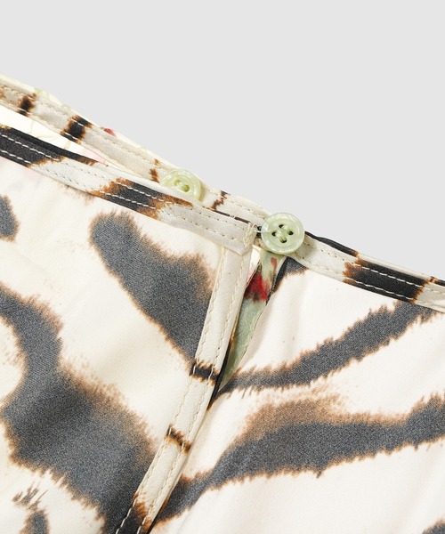 GANNI(ガニー)の「Shibori Organza/Printed Stretch Satin Skirt(スカート・レディース・その他・36/38)」の8枚目の写真