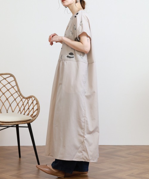Emago(イマゴ)の「EMAGO いろんな帽子刺繍ワンピース 半袖(ワンピース・レディース・ベージュ/ネイビー・FREE)」の19枚目の写真