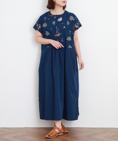 Emago(イマゴ)の「EMAGO いろんな帽子刺繍ワンピース 半袖(ワンピース・レディース・ベージュ/ネイビー・FREE)」の7枚目の写真