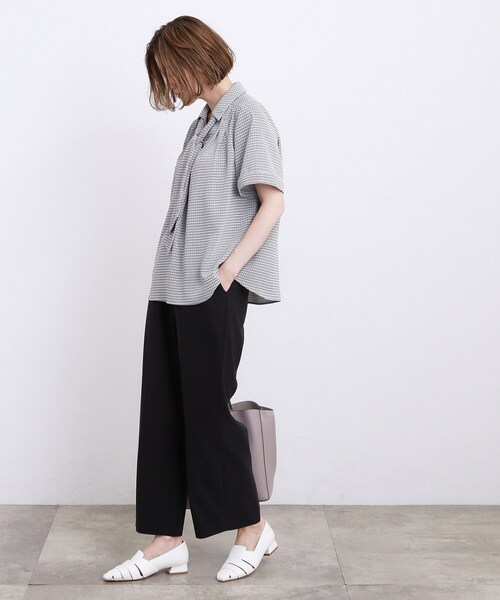 grove（グローブ）の「暑い季節もきれいが続く！センタープレスが取れにくい、ハイパーストレッチワイドパンツ（その他パンツ・レディース・ナチュラル/ネイビー/ブラウン系/ブラック・03/02/04/01/05）」の8枚目の写真