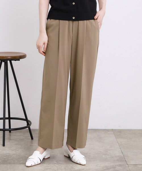 grove（グローブ）の「暑い季節もきれいが続く！センタープレスが取れにくい、ハイパーストレッチワイドパンツ（その他パンツ・レディース・ナチュラル/ネイビー/ブラウン系/ブラック・03/02/04/01/05）」の11枚目の写真