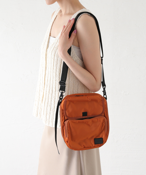 PORTER(ポーター)の「PORTER x VAGUE WATCH CO. Watchman Shoulders Orange(ショルダーバッグ・レディース・オレンジ・FREE)」の16枚目の写真