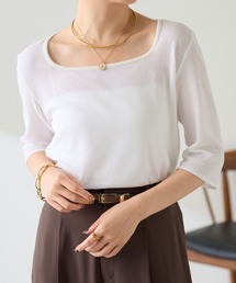 すっきり見え/一枚でもインナーでも活躍するハーフスリーブスクエアネックシアーTシャツ