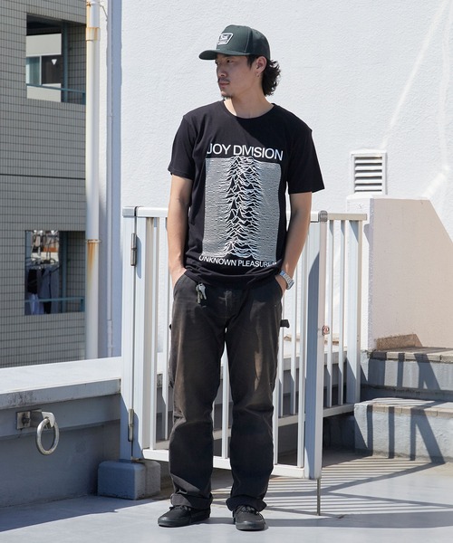 ROOPTOKYO(ループトウキョウ)の「Joy Division/ジョイ・ディヴィジョン Unknown Pleasures - Tee バンドTシャツ プリントTシャツ 半袖 クルーネック ロック ストリート メンズ レディース 秋 秋服 2026年秋冬(Tシャツ/カットソー・メンズ・ブラック・S/M/L/XL)」の5枚目の写真