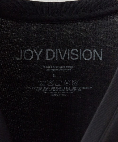 ROOPTOKYO(ループトウキョウ)の「Joy Division/ジョイ・ディヴィジョン Unknown Pleasures - Tee バンドTシャツ プリントTシャツ 半袖 クルーネック ロック ストリート メンズ レディース 秋 秋服 2026年秋冬(Tシャツ/カットソー・メンズ・ブラック・S/M/L/XL)」の12枚目の写真