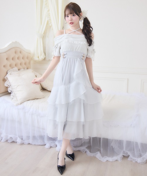 couture BY ROJITA（クチュールバイロジータ）の「オフショルドッキングティアードワンピース（ワンピース・レディース・ブラック/ホワイト/ピンク・FREE）」の2枚目の写真