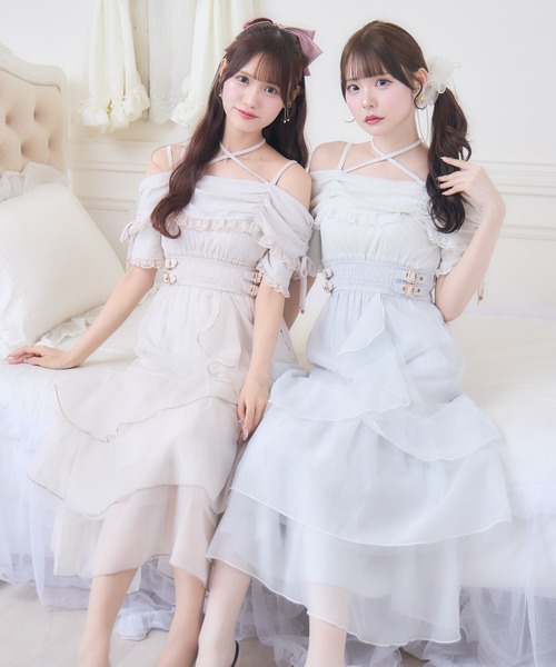couture BY ROJITA（クチュールバイロジータ）の「オフショルドッキングティアードワンピース（ワンピース・レディース・ブラック/ホワイト/ピンク・FREE）」の9枚目の写真