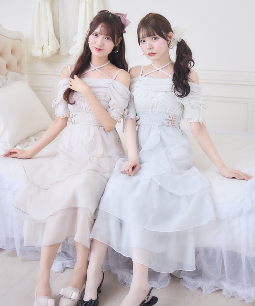 couture BY ROJITA（クチュールバイロジータ）の「オフショルドッキングティアードワンピース（ワンピース・レディース・ブラック/ホワイト/ピンク・FREE）」の10枚目の写真