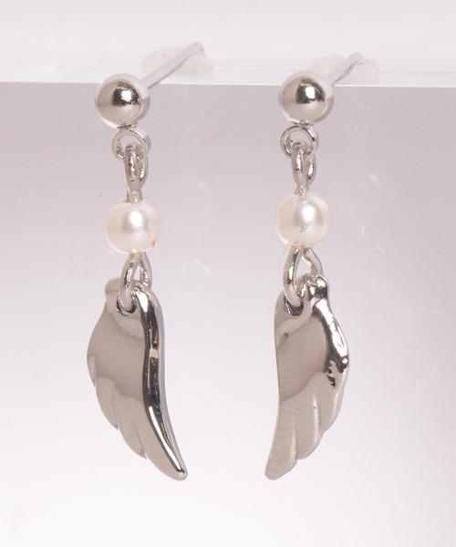 Peony(ピオニー)の「【Peony/ピオニー】パール&ドロップ羽ピアス(ピアス(両耳用)・レディース・ゴールド/シルバー・FREE)」の2枚目の写真
