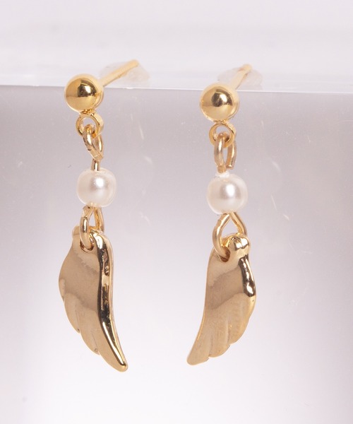 Peony(ピオニー)の「【Peony/ピオニー】パール&ドロップ羽ピアス(ピアス(両耳用)・レディース・ゴールド/シルバー・FREE)」の1枚目の写真