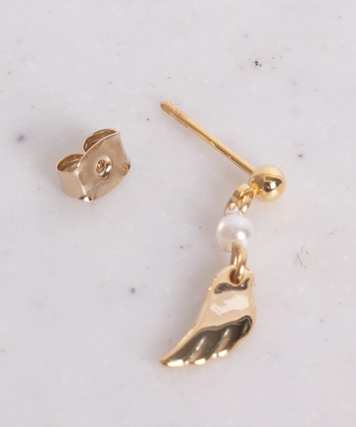 Peony(ピオニー)の「【Peony/ピオニー】パール&ドロップ羽ピアス(ピアス(両耳用)・レディース・ゴールド/シルバー・FREE)」の3枚目の写真
