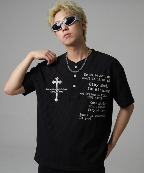 ARULE(アルール)の「A'GEM/9 × .kom 『ARULE/アルール』Cross Graphic Thermal Henley Neck T-Shirt/クロスグラフィック サーマルヘンリーネック Tシャツ(Tシャツ/カットソー・メンズ・ブラック/アイボリー・FREE)」の6枚目の写真