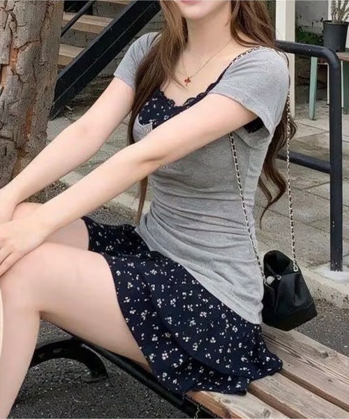AsheKsha（アシクシャ）の「小花柄キャミソール＋U ネック半袖 本物 2 点セット（セットアップ・レディース・グレー・F）」の17枚目の写真
