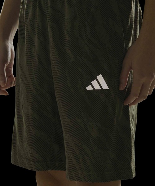 adidas(アディダス)の「テック エッセンシャルズ クール タッチ レギュラーフィット カモ AOP 9インチ ショーツ / ハーフパンツ / アディダス adidas(その他パンツ・メンズ・カーキ・XX-LARGE/3XL/LARGE/MEDIUM/SMALL/X-LARGE/X-SMALL)」の3枚目の写真