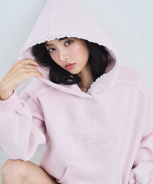 Lallana（ララーナ）の「Cherie de Lallana lace hoodie/シェリードゥララーナ レースフーディー（パーカー・レディース・アイボリー/グレー/ベビーピンク・FREE）」の3枚目の写真