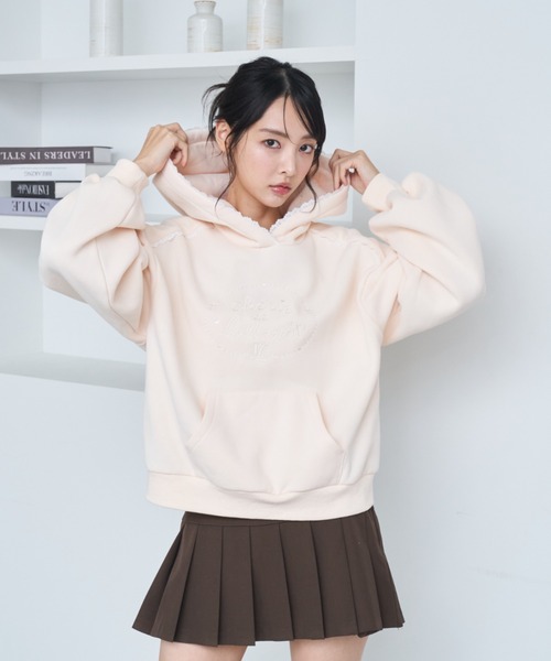 Lallana（ララーナ）の「Cherie de Lallana lace hoodie/シェリードゥララーナ レースフーディー（パーカー・レディース・アイボリー/グレー/ベビーピンク・FREE）」の16枚目の写真