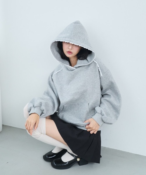 Lallana（ララーナ）の「Cherie de Lallana lace hoodie/シェリードゥララーナ レースフーディー（パーカー・レディース・アイボリー/グレー/ベビーピンク・FREE）」の5枚目の写真