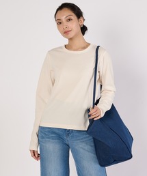 エッセンシャル クルーTシャツ