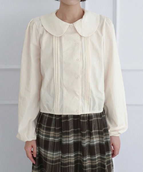 by muni:r(バイ ムニール)の「ラブリービッグカラーボタンパフブラウス/2026 AW COLLECTION(シャツ/ブラウス・レディース・ミント/アイボリー・FREE)」の16枚目の写真