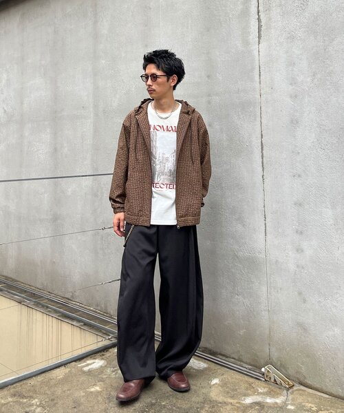CIAOPANIC(チャオパニック)の「シアサッカーチェックフードブルゾン(パーカー・メンズ・ネイビー/ブラウン・LARGE/MEDIUM)」の14枚目の写真