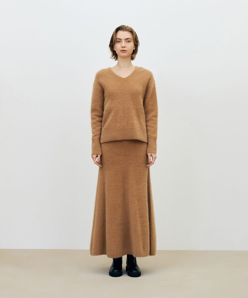 DES PRES(デ・プレ)の「【WEB先行予約】フォックスカシミヤ Aラインニットスカート(スカート・レディース・チャコールグレー/キャメル・FREE)」の3枚目の写真