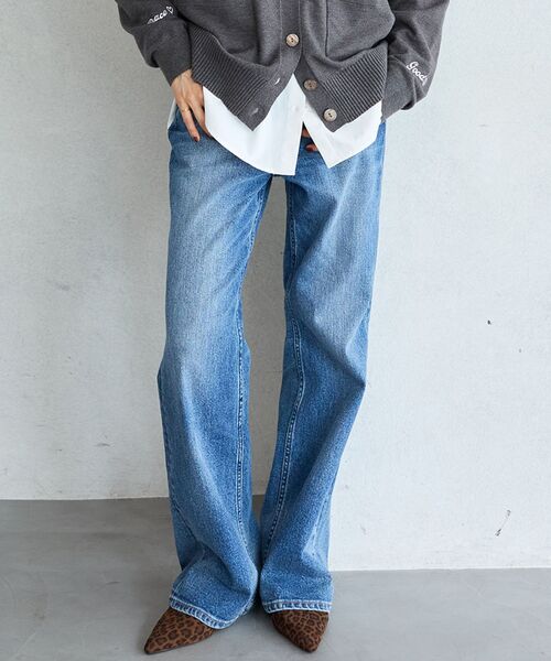 le.coeur blanc(ルクールブラン)の「Healthy denim Aqua(デニムパンツ・レディース・ネイビー/ブルー・38/36)」の1枚目の写真