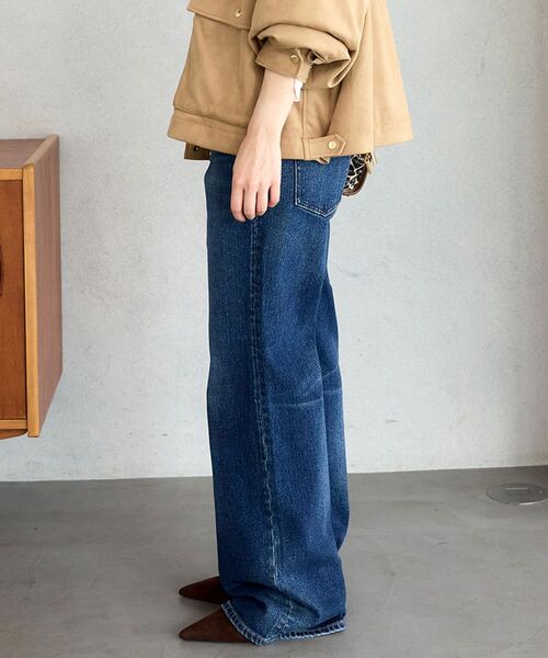 le.coeur blanc(ルクールブラン)の「Healthy denim Aqua(デニムパンツ・レディース・ネイビー/ブルー・38/36)」の3枚目の写真
