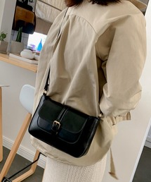 urbanfemine./ベルトデザイン コンパクト フラップ ショルダーバッグ  U7660