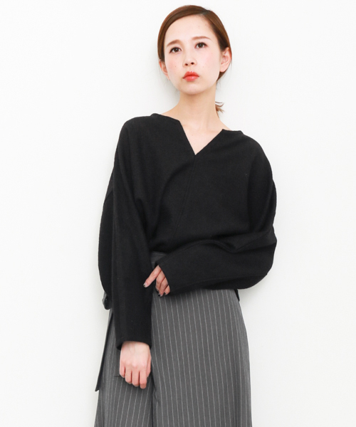 KBF（ケイビーエフ）の「KBF サイドリブドルマンプルオーバー（ニット/セーター・レディース・グレー/ブラック/ピンク・ONE）」の2枚目の写真
