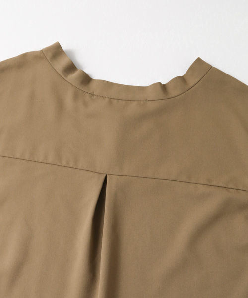 KBF+（ケービーエフプラス）の「KBF+ ワイドカフスブラウス（シャツ/ブラウス・レディース・キャメル/ネイビー/ブラック・ONE）」の13枚目の写真