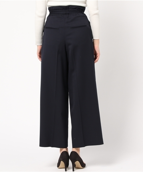 UNITED TOKYO（ユナイテッドトウキョウ）の「ワンタックストレートワイドパンツ（スラックス・レディース・レッド/ベージュ/ネイビー/ブルー・1）」の6枚目の写真