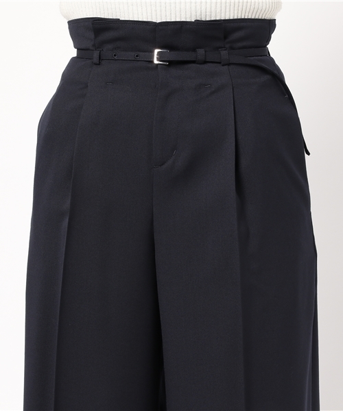 UNITED TOKYO（ユナイテッドトウキョウ）の「ワンタックストレートワイドパンツ（スラックス・レディース・レッド/ベージュ/ネイビー/ブルー・1）」の7枚目の写真