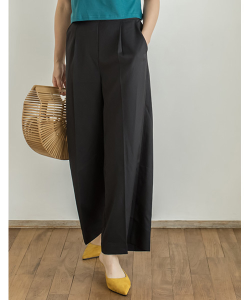 Re:EDIT（リエディ）の「ストレッチ美脚ワイドパンツ（その他パンツ・レディース・ベージュ/プラム/マスタード/モカ/ネイビー/グレー/レッド/ホワイト/ブラック/チャコールグレー/ブルー・LARGE/SMALL/X-LARGE/MEDIUM）」の2枚目の写真