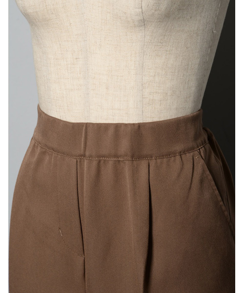 Re:EDIT（リエディ）の「ストレッチ美脚ワイドパンツ（その他パンツ・レディース・ベージュ/プラム/マスタード/モカ/ネイビー/グレー/レッド/ホワイト/ブラック/チャコールグレー/ブルー・LARGE/SMALL/X-LARGE/MEDIUM）」の15枚目の写真