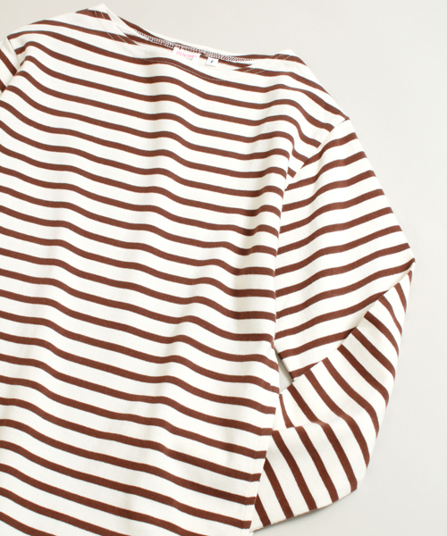 Denime(ドゥニーム)の「ヘビーボーダーボートネックロンT:LADIES(Tシャツ/カットソー・レディース・ネイビー/ブルー系その他/ブラウン系その他/レッド系その他・FREE)」の21枚目の写真