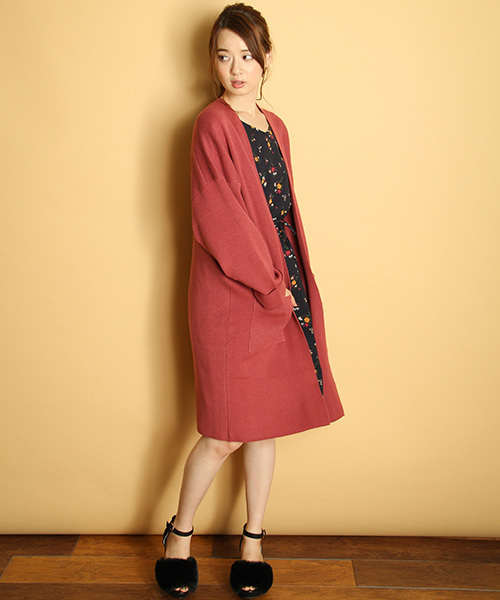 Honeys（ハニーズ）の「ハーフミラノリブ生地を使ったロングカーディガン（カーディガン/ボレロ・レディース・グリーン/杢グレー/ピンク/アイボリー/ブラック・L/M）」の6枚目の写真