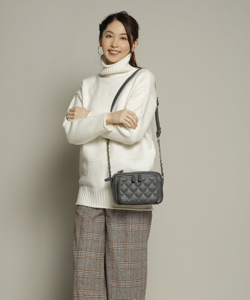 PLAIN CLOTHING(プレーンクロージング)の「キルティングチェーンバッグ【PLAIN CLOTHING】(ショルダーバッグ・レディース・グレー/ブラック・FREE)」の15枚目の写真