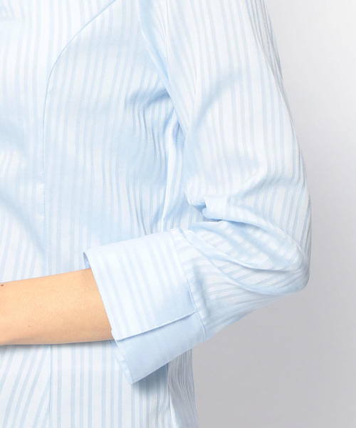 NARACAMICIE(ナラカミーチェ)の「サテンストライプスタンドカラー七分袖シャツ(シャツ/ブラウス・レディース・ホワイト/ピンク/ライトブルー・SMALL/LARGE/MEDIUM)」の8枚目の写真
